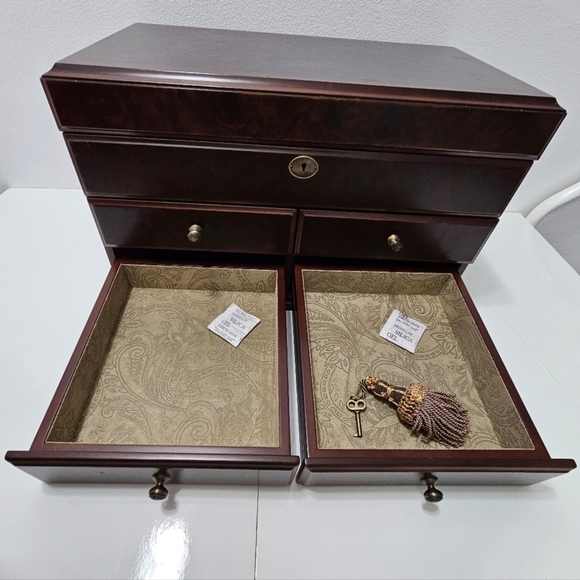 Bombay Company - Wooden Jewelry Chest - Picture 10 of 12